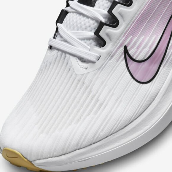 Brand New Nike Women's Air Zoom Winflo 9 Running Shoes - Lightweight, Cushioned - Picture 9 of 10